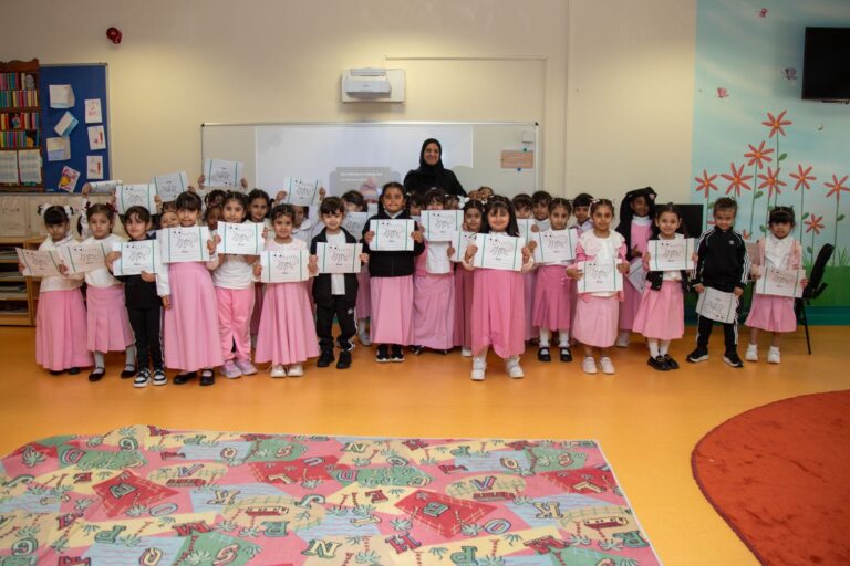 بدء مشروع دعم قيم الهوية الوطنية القطرية بالمدارس 